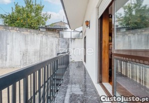 Moradia T3 Com Jardim, Garagem E Sótão - Valbom...