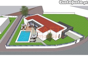 Moradia Térrea Independente T3 Com Piscina, Em...