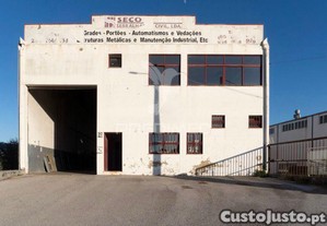 Pavilhão industrial com excelente localização e potencial de expansão