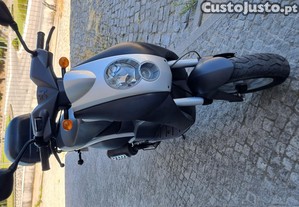 Scooter Peugeot - 09