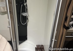 Autocaravana Chausson cama central garagem Fiat Ducato 2300 130 CV