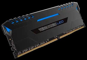 Memória RAM Corsair Vengeance LED 16GB DDR4 DRAM 3200MHz C16