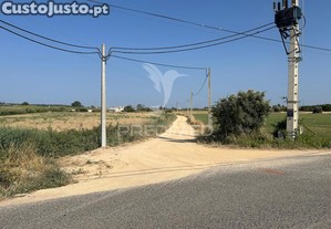 Terreno rústico de 9.200m2 no carregado