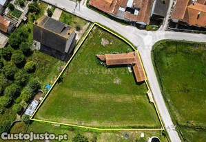 Casa para Recuperar na Volta da Tocha com terreno de 1800m²
