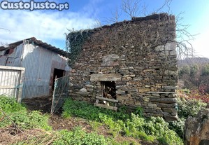 Quinta "Casa do Afonso" em Várzeas - Alvarenga