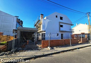 Moradia geminada t3 em gaveto, na quinta do conde