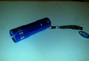 lanterna (led flash light yuanbo) de cor azul