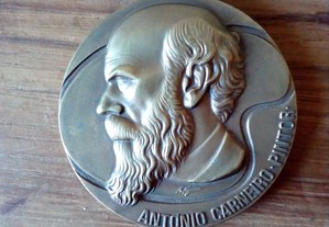 Medalha António Carneiro pintor