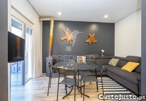 Moradia bi-familiar t6 remodelada com 182,50m² em setúbal excelente de investimento ou habitação própria!