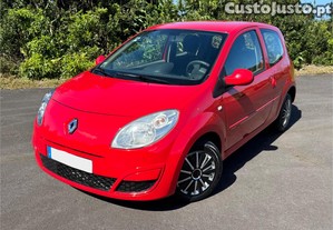 Renault Twingo Gasolina Rigorosamente Novo 1 dono
