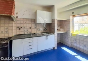 Apartamento t2,verderena,barreiro.