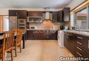 Moradia T3 Semitérrea Em Sabariz, Vila Verde.