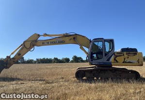 Giratória New Holland E215B