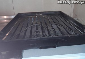 Grelha de chaminé com gaveta
