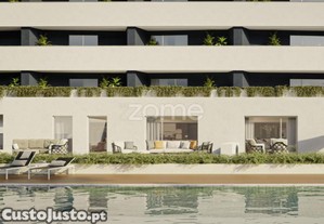 Apartamento T3 Em Condomínio Com Piscina, Em...