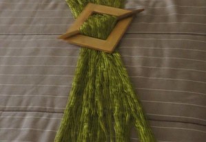 Cortina tiras largas, de seda, Verde. com embrace em madeira, dourada 2,30 X 1,10 Ver foto exemplo