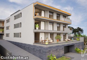 Apartamento T3 em Câmara de Lobos de 141,00 m²