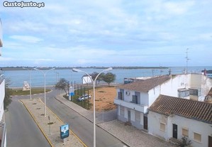 EAR-051 Apartamento T3 em Vila Real de St. António com vista rio
