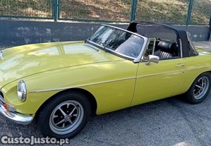 MG MGB cábrio com hardtop TARGA