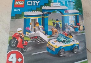 Set LEGO City / Perseguição da Esquadra da Polícia (NOVO)