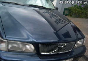 Volvo C70 Sedan - 97