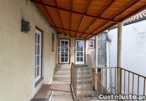 Moradia Para Recuperar Em Provesende - Corao...