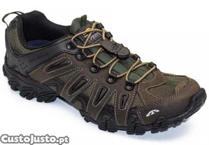 T�nis da marca Brasileira Bull Terrier - 42 - NOVO