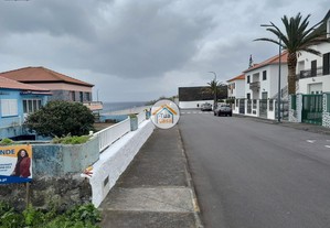 Terreno na Vila das Velas em São Jorge