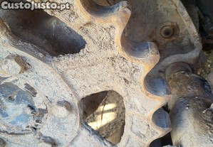 Tractor Landini De Rastos Ou Lagartas , Com 3 Cilindros 50 CV , Com Lamina Tipo Louritex , Reviso Oleos Filtros Correia , Liqui