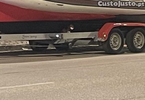 Atrelado para barco Satélite