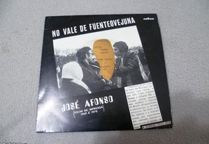 José (Zeca) Afonso - No Vale de Fuenteovejuna (single vinil raro) (25 Abril)