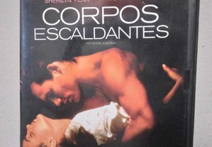 Corpos Escaldantes (1988) Milla Jovovich