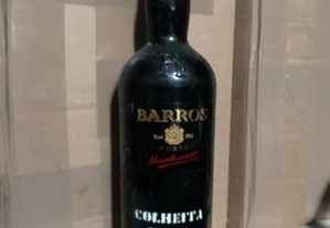 Vinho do porto Barros colheita 1977