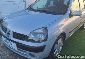 Renault Clio 1.2  16 v  5 Portas Authentique de 30 Dez. - 03