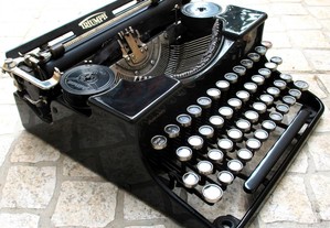 Maquina de escrever de 1934 Triumph