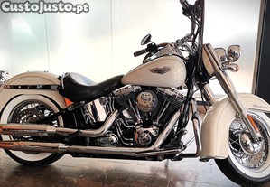 Softail DELUXE estilo "Old School"