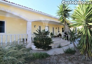 Moradia isolada t7 com lote de 5000 m2 - alcochete