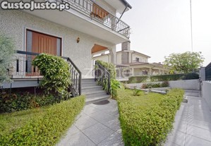 Moradia Individual T5, Em Areal De Cima, Braga