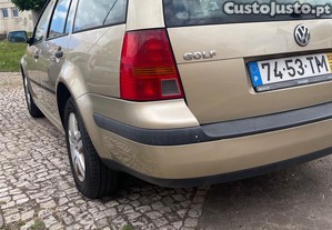 VW Golf 1.4 - 02