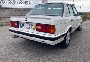 BMW 318 Is - 91