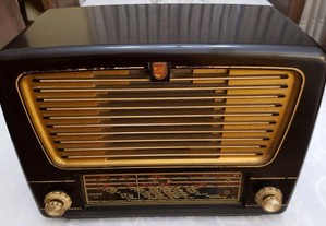 Rádio antigo marca Philips