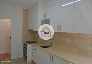 Apartamento T2 Renovado em Rio Mouro / Serra Minas