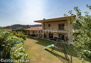 Moradia Individual T5 Em Este S. Pedro - Braga!