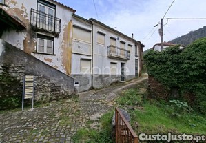 Moradia T3 Mobilada Na Aldeia Da Teixeira -...