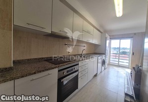 Apartamento t2 no feijo-almada
