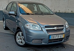 Chevrolet Aveo 1.2 Gasolina com Ar Condicionado - 08