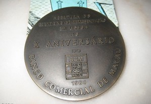 Medalha Bronze numerada ER.Banco Comercial Macau