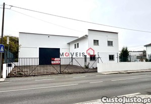 **Pavilho c/ Escritrios - Leiria**