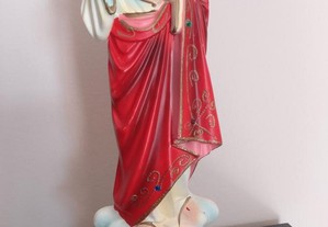Estátua da imagem do Sagrado Coração de Jesus