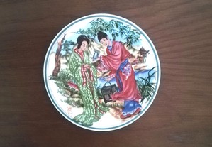 Prato de porcelana oriental
